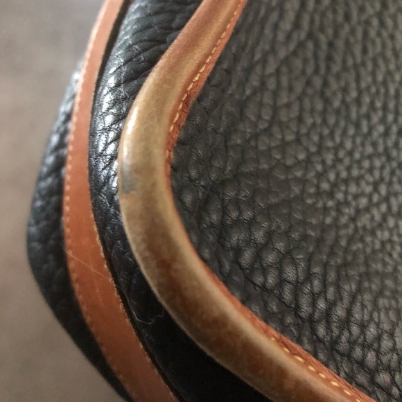 Vintage Dooney & Bourke Leather Purse- 480 $70 or $65 w/offer - Picture 2 of 4